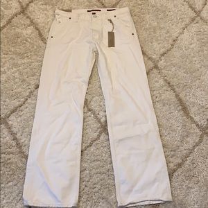 Men’s Banana Republic white, boot cut jeans